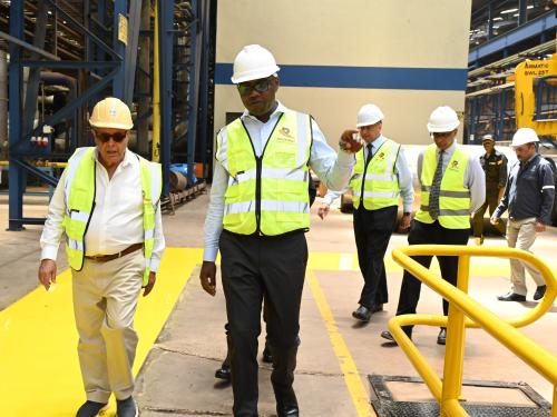 Finance Minister Pledges Support For Manufacturers